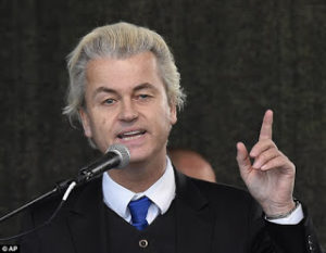 Son contadlos los aspirantes a mártires por el liberalismo, pero existen [en la foto Geert Wilders, presidente del partido holandés Partido por la Libertad, opuesto al Islam]